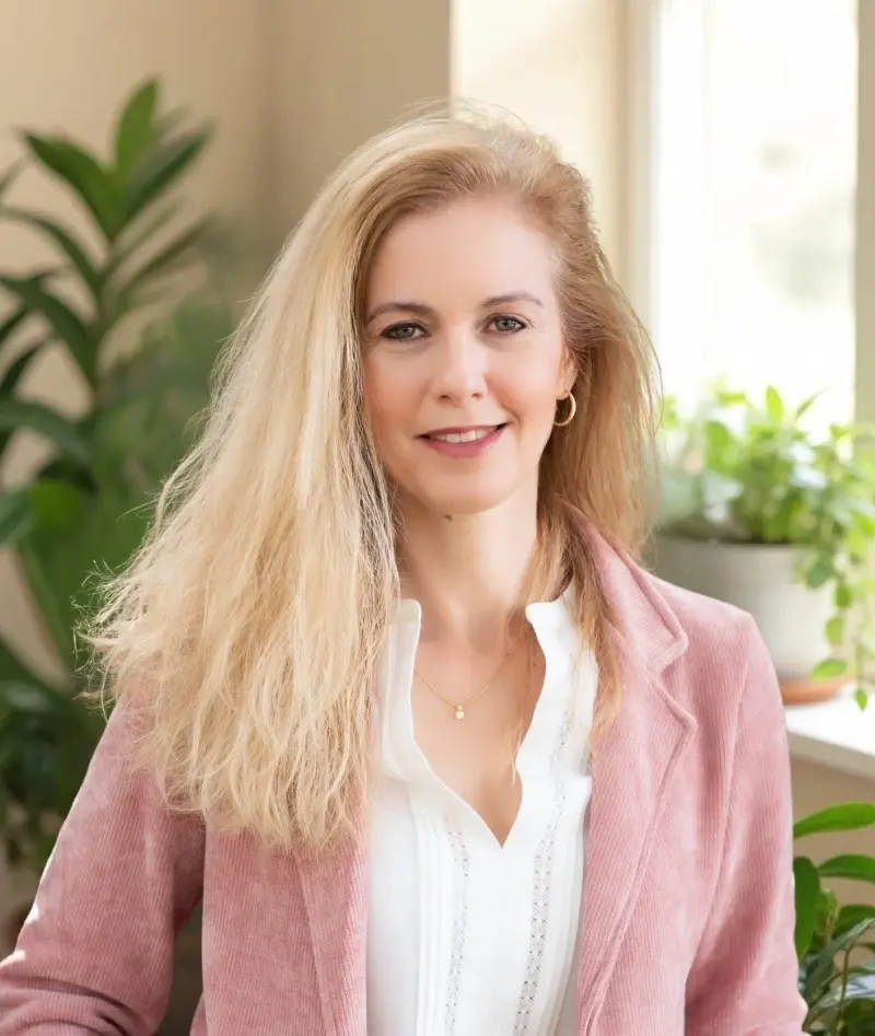 טל פלג - דיאטנית קלינית, תזונאית ופסיכולוגית במרפאת גפן